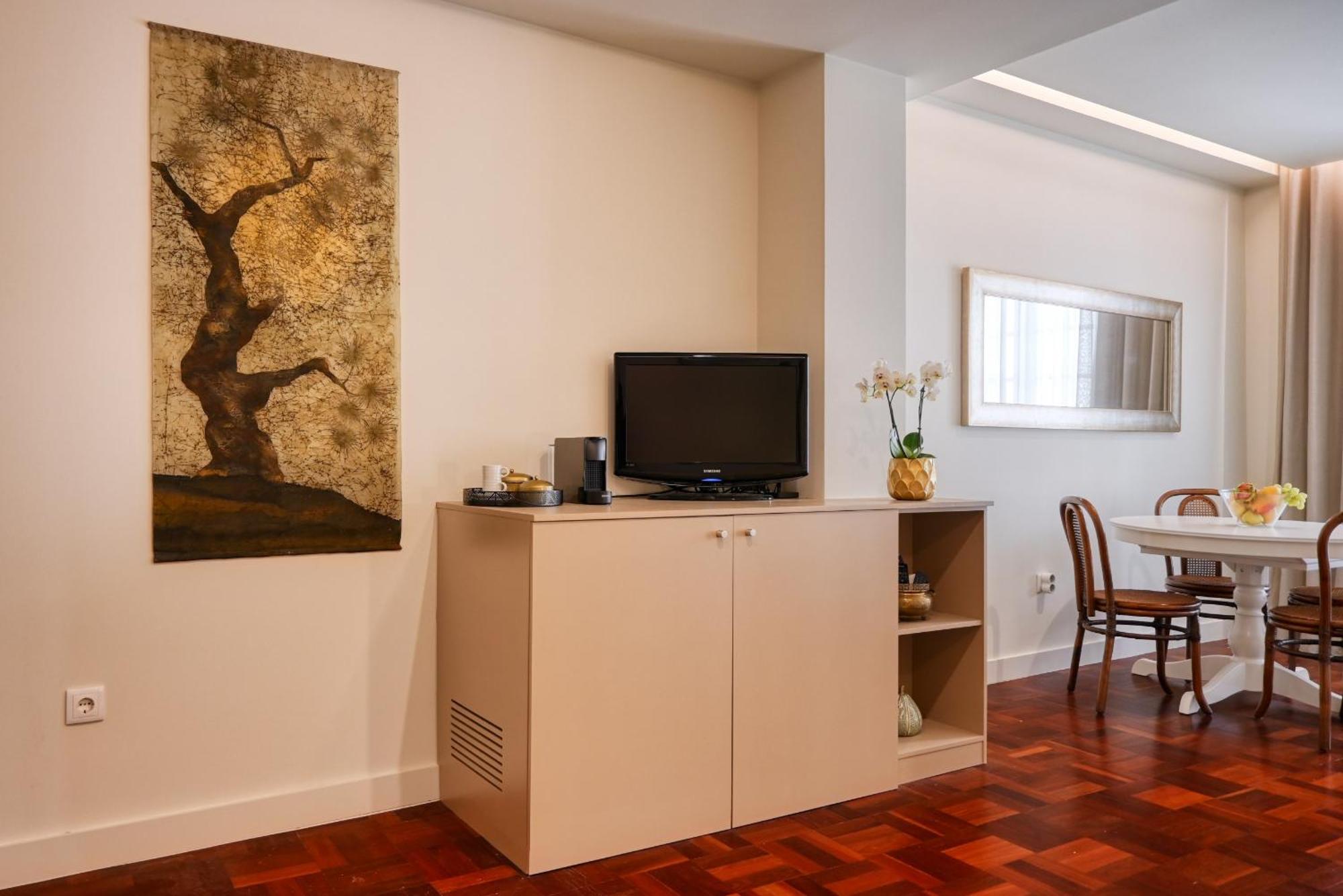 Colombo Square, A Home In Madeira Funchal  Bagian luar foto