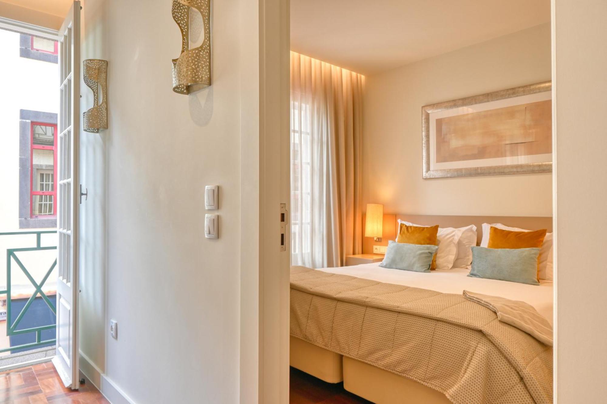 Colombo Square, A Home In Madeira Funchal  Bagian luar foto